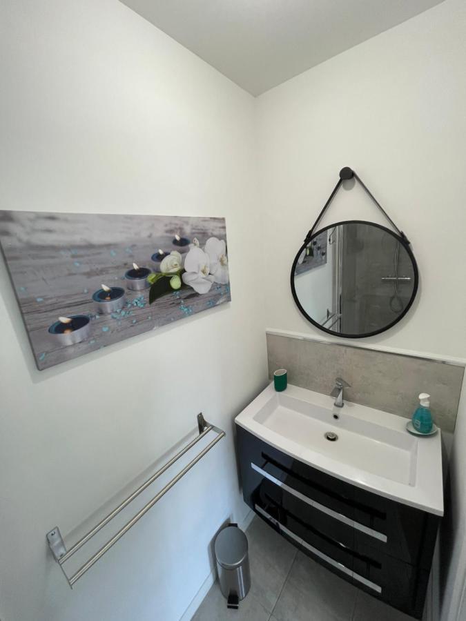 La Meziere Residence Cosy מראה חיצוני תמונה